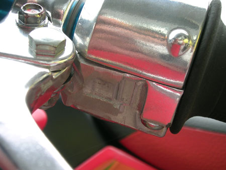 xr100mc.lever4.jpg